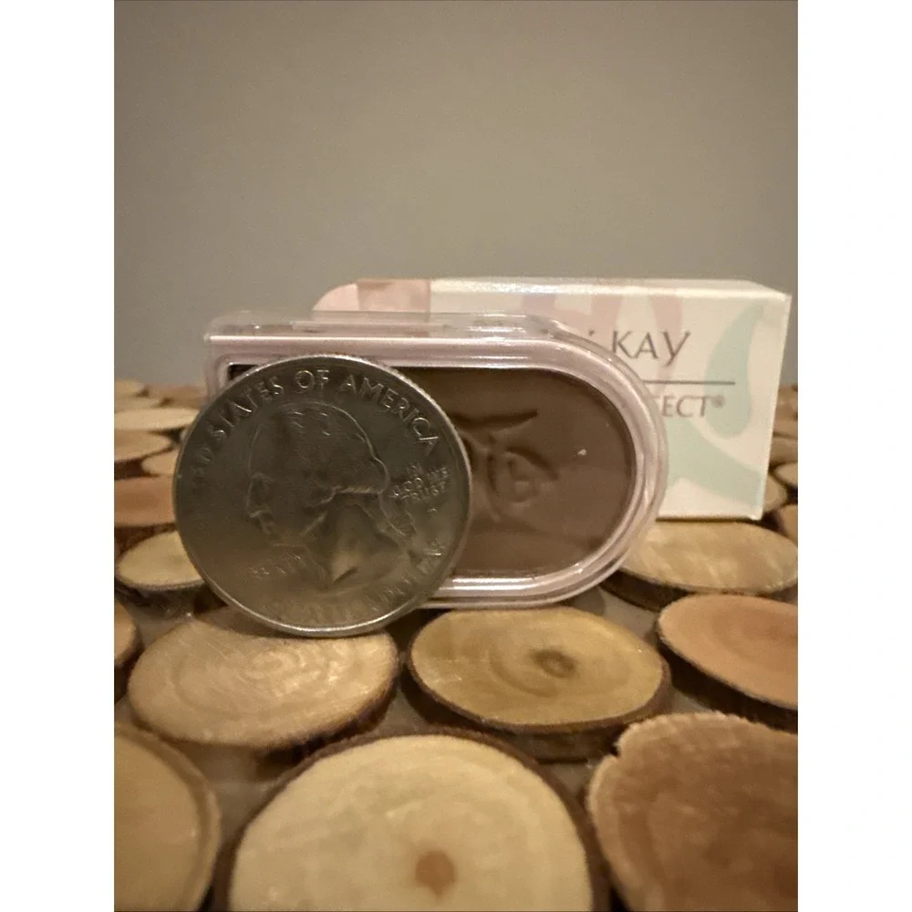 Vintage Mary Kay Powder Perfect Eye Color HAZELNUT .09‎ Oz. #5947